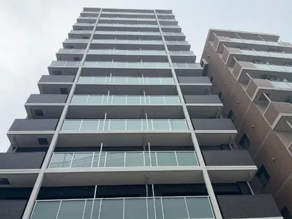 ディアレイシャス浅間町III【405号室】の外観