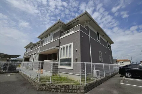 シェーネエレガンシア【1階】の外観