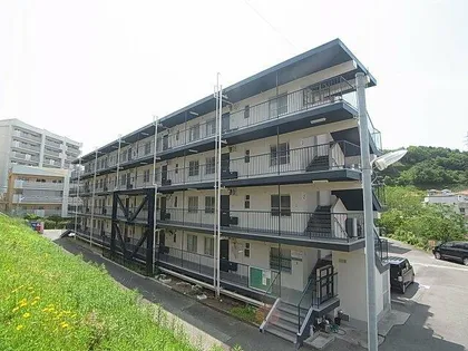 ビレッジハウス鈴蘭台3号棟の画像