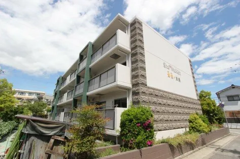 シャーメゾン燦燦東館の画像