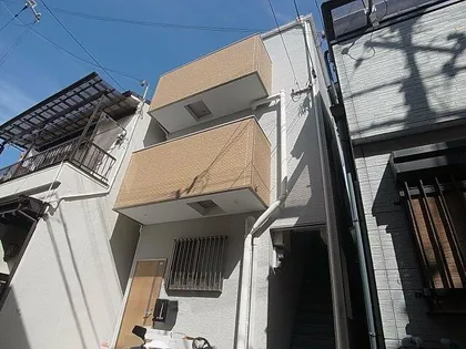 テスラ長田【2階】の外観