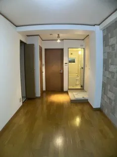 佐野ビル【2階】の居間