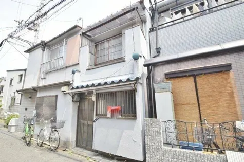 大阪府松原市阿保4丁目【テラスハウス】の外観