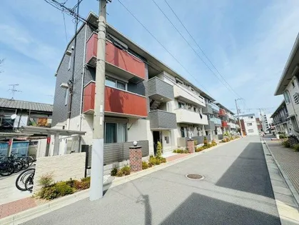 セントコリーヌD棟の画像