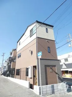 カーサイースト【2階】の外観