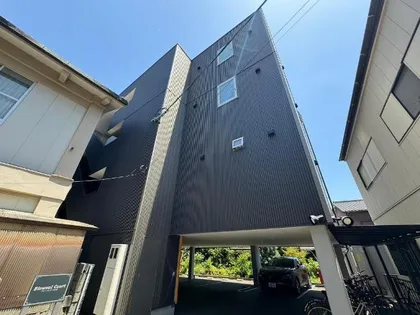 ブローバルコート名西【3階】の外観