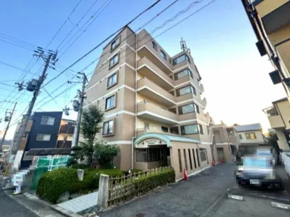 ラシュレ・ウエスト六甲【3階】の外観