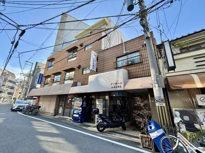 スプリングハウスの画像