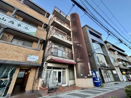 衣斐ビルの画像