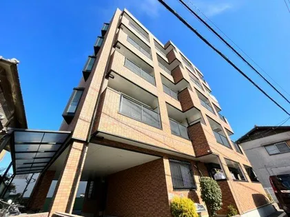 プリンスコートの画像