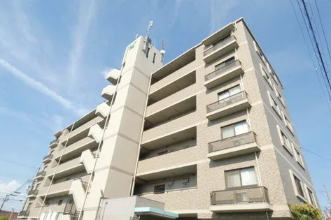 コンフォート公園南【2階】の外観