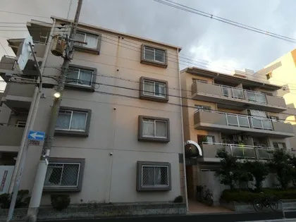 ハイネス・アビコ【4階】の外観