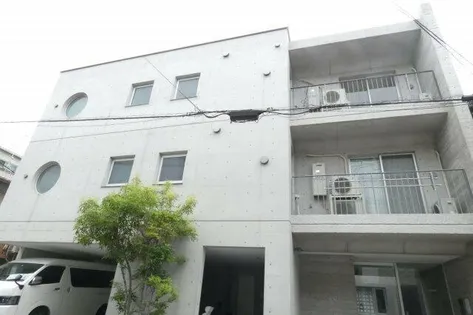 アミティエ帝塚山【2階】の外観