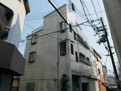 ヴェルヘル生駒Ⅰ【3階】の外観