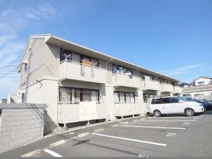 サントス泉ヶ丘【1階】の外観