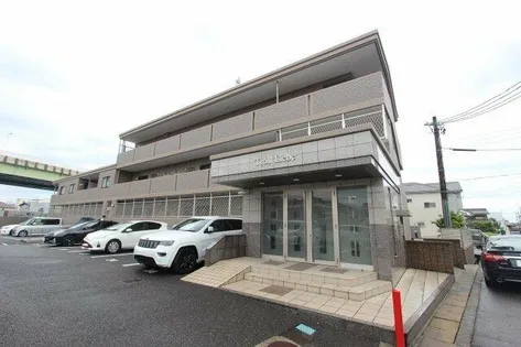 トロルリーベ【2階】の外観