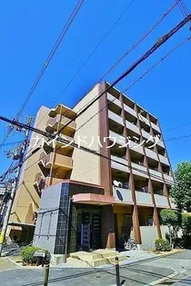 カルム ド アビタシオン【6階】の外観