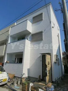 パインコート【2階】の外観