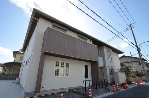 HOOPER HOUSEの画像