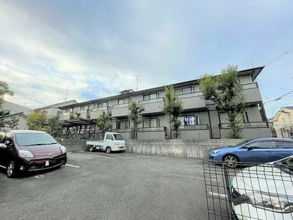 大阪府箕面市粟生新家2丁目【アパート】の外観