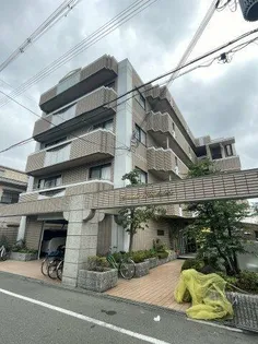 グランディール北畠【4階】の外観