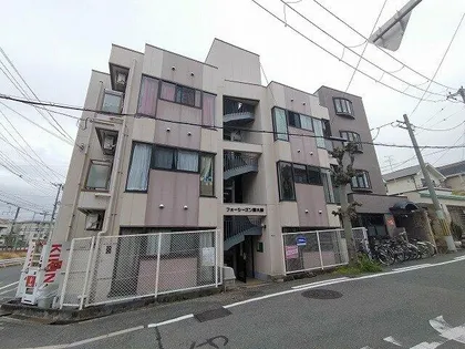 大阪府吹田市円山町【マンション】の外観