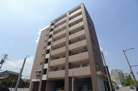 福岡県北九州市八幡西区陣原3丁目【マンション】の外観