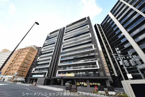 コンプレート金田【3階】の外観