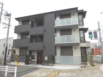 HERMITAGE羽根の画像