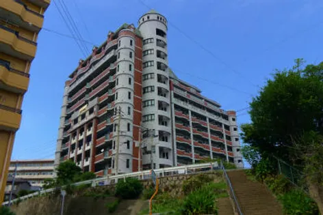 福岡県北九州市若松区白山2丁目【マンション】の外観