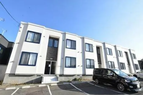 SHANDIA【2階】の外観