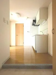 ラ・セーヌ本山【3階】の玄関