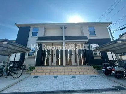 ラリュール【2階】の外観