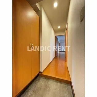 フェリセ ステージ梅光園【2階】の玄関