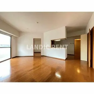 フェリセ ステージ梅光園【2階】の居間