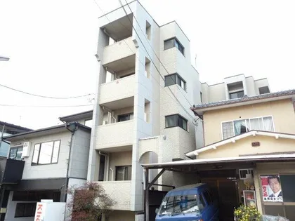 イーストヴィレッジ大宅【4階】の外観