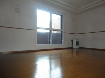 グランドール瑞穂【1階】の外観