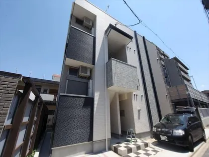 グラン・ルーチェ【1階】の外観