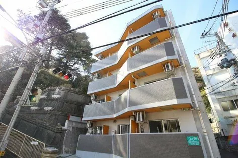 グランシャリオ山本通【2階】の外観