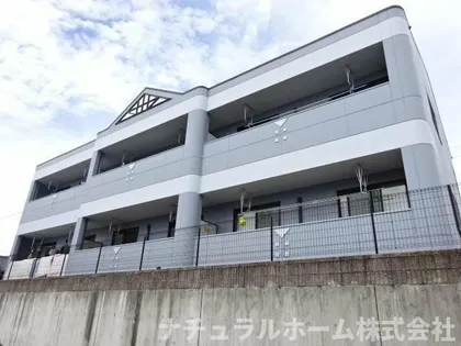 ホワイトハウス草間【101号室】の外観