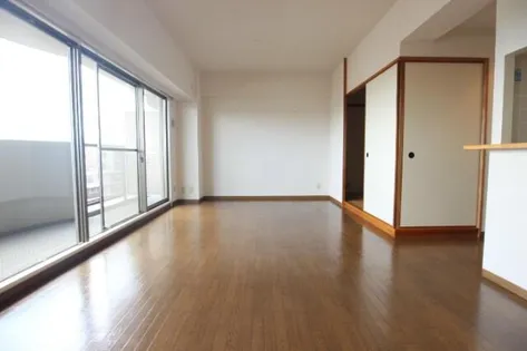 デメテル高取台【10階】の居間