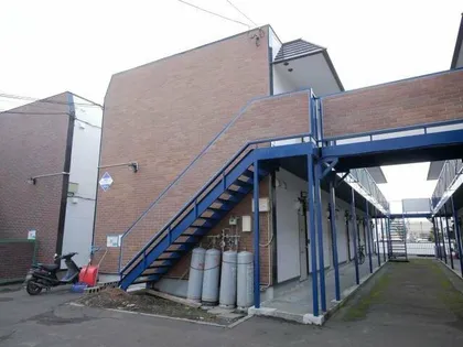 モンヴェール麻生 B棟【1階】の外観