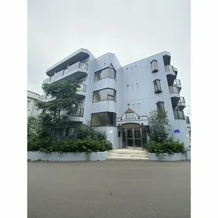 メゾン・ド・ウルス【4階】の外観