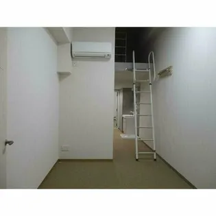 美Silent motoyama【-1階】の居間