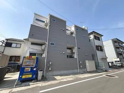 プレジャー神戸【1階】の外観