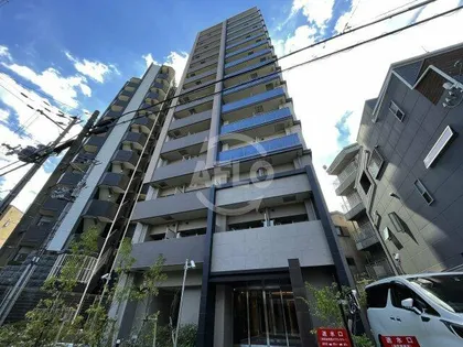 コスモリード大阪福島【10階】の外観