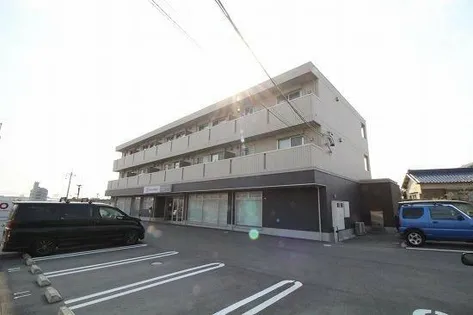 レ セーナの画像
