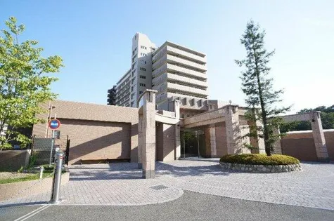 兵庫県神戸市灘区高羽【マンション】の外観