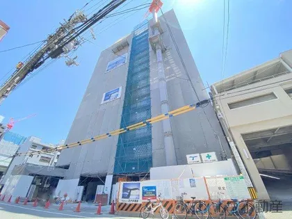 セレニテ本町東リアン【8階】の外観