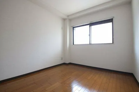 マンションサンライズ弐番館【1階】の内装